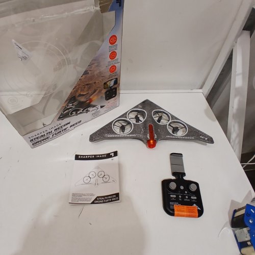 SHARPER IMAGE STEALTH RECON VIDEO DRONE WITH LIVE STREAMING CAMERA - GREY (MODEL:1213022160-2) image 3