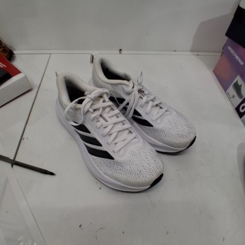 MENS ADIDASATHLETIC RUNNING SHOES - SIZE 8 -WHITE / BLACK image 2