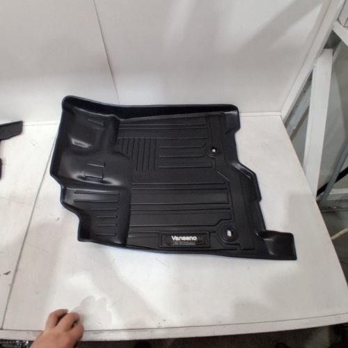 4PC VANCEENO CAR FLOOR MAT - ASSORTED SIZES - BLACK image 2