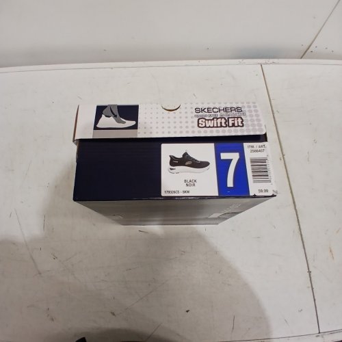 SKECHERS SWIFT FIT SHOES - SIZE 7 - NAVY (ITEM: 2566407) image 6