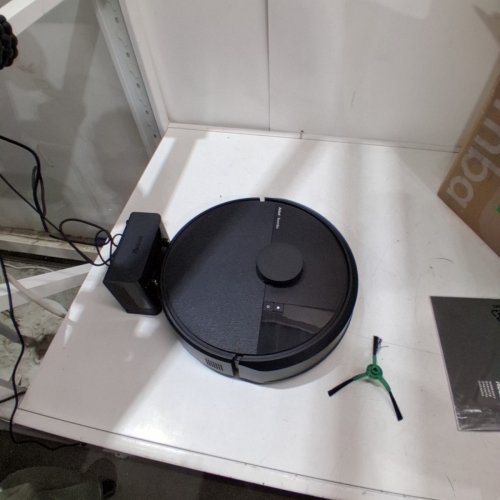 IROBOT ROOMBA 104 VAC ROBOT VACUUM - INTENSE POWER-LIFTING SUCTION - IDEAL FOR PET HAIR - BLACK (MODEL: Q311020) image 3