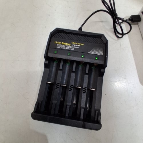 UNIVERSAL LI-ION BATTERY CHARGER with 3.7v batteries -2000MA OUTPUT - BLACK (MODEL: MS-5D84A) image 2