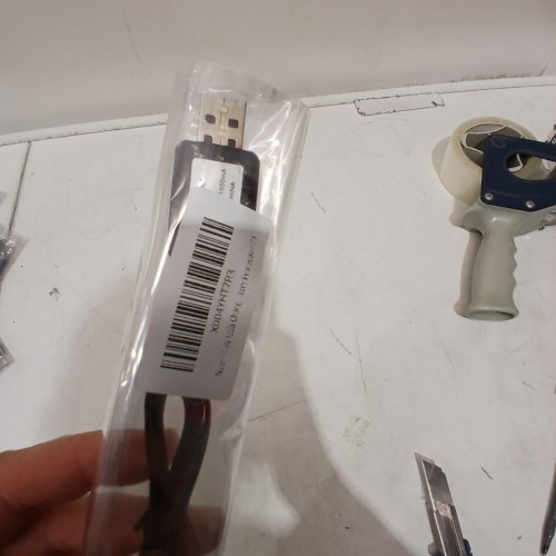 USB CHARGING CABLE - 3PIN/7.4 V - BLACK image 3