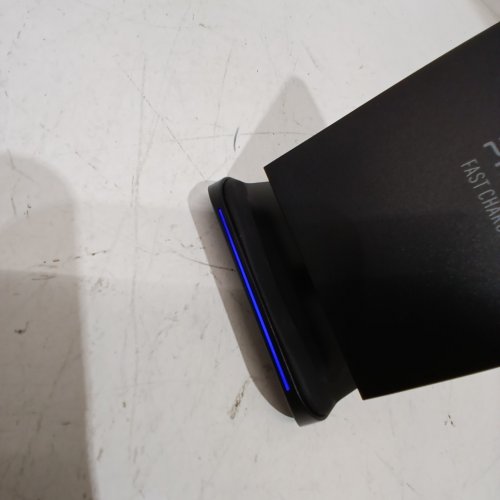 PICTEK FAST WIRELESS CHARGER STAND COMPATIBLE WITH APPLE - 7.5W / 10W / 15W - BLACK (MODEL: PA082B) image 2