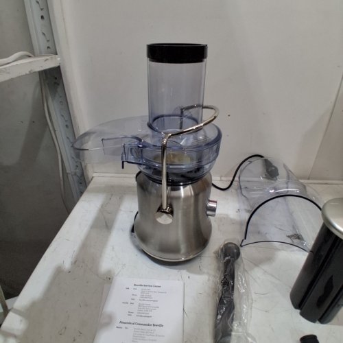 BREVILLE THE JUICE FOUNTAIN COLD PLUS CENTRIFUGAL JUICER - 70OZ JUG - BRUSHED STAINLESS STEEL (MODEL: BJE530BSS) image 6