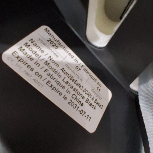 CYBEX ATON 2 INFANT CAR SEAT SLIM FIT, ULTRA LIGHTWEIGHT WITH SENSORSAFE TECHNOLOGY AND BASE - LAVASTONE BLACK (MODEL: 519004629) image 2