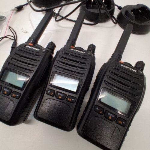 3PK BAOFENG BF-88ST TWO-WAY FRS/PMR RADIOS WITH CHARGING BASES - 1200MAH - BLACK (MODEL: MP88 3P Z7B D83) image 5