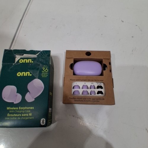 ONN. WIRELESS BLUETOOTH EARPHONES WITH ADAPTIVE NOISE CANCELLATION & CHARGING CASE - LILAC (MODEL: AALAV100074914) image 3