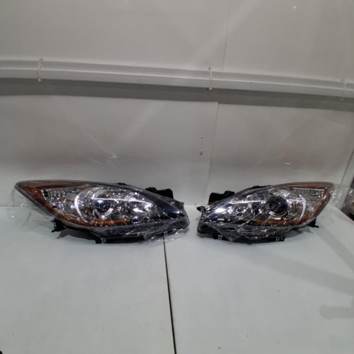 2PC HEADLIGHT SET (NO BULBS) - FOR MAZDA 3 SPORT 2010-2013 - BLACK/SILVER/ORANGE (MODEL: 3136-24-12) image 2