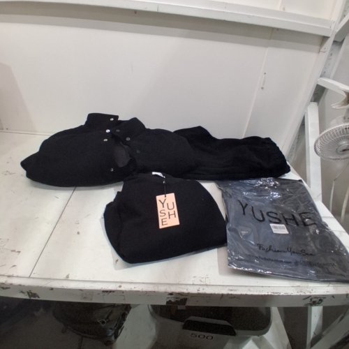 3PC WOMENS YUSHE SWEATSHIRT AND JOGGER AND PUFFER JACKET SET - LARGE-BLACK image 2