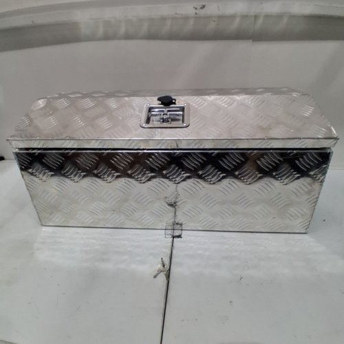 VEVOR HEAVY DUTY DIAMOND PLATE ALUMINUM WATERPROOF PICKUP TRUCK BED TOOL CHEST WITH HANDLES AND LOCK KEYS - 39"X13" (MODEL: JL-TB19-6) image 5