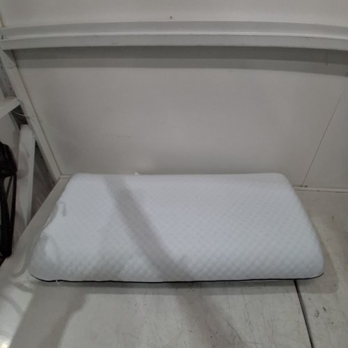 WEEKENDER VENTILATED COOL GEL INFUSED MEMORY FOAM PILLOWS FOR BREATHABLE COMFORT WITH WASHABLE REMOVABLE COVER- KING SIZE - 35” X 16” - WHITE & BLUE (MODEL: WKKK30GF) image 3