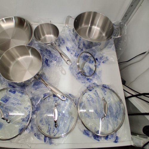 9PC TRAMONTINA STAINLESS STEEL TRI-PLY CLAD COOKWARE SET WITH GLASS LIDS - 8/6/3/1.5 QT POTS AND 8" PAN - SILVER (MODEL: 80116/055DS) image 4