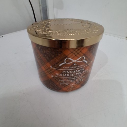 BATH & BODY WORKS CINNAMON SUGARED PECANS SCENTED CANDLE - 14.5 OZ image 3