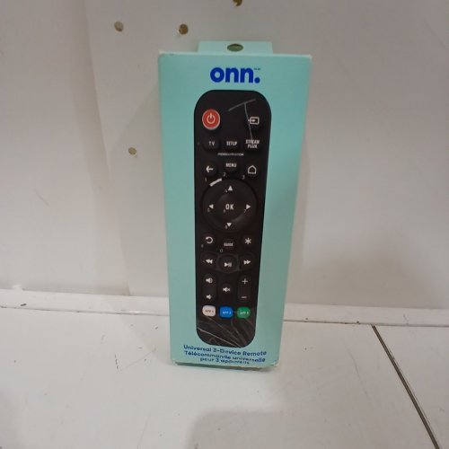 ONN. UNIVERSAL 3-DEVICE REMOTE COMPATIBLE FOR TV, STREAMING, SOUNDBAR - BLACK (MODEL: 100112176) image 4