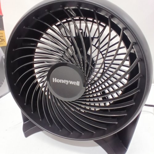 HONEYWELL TURBO FORCE POWER+ FAN WITH 90° PIVOT - 10" - BLACK (MODEL: HT900C) image 2