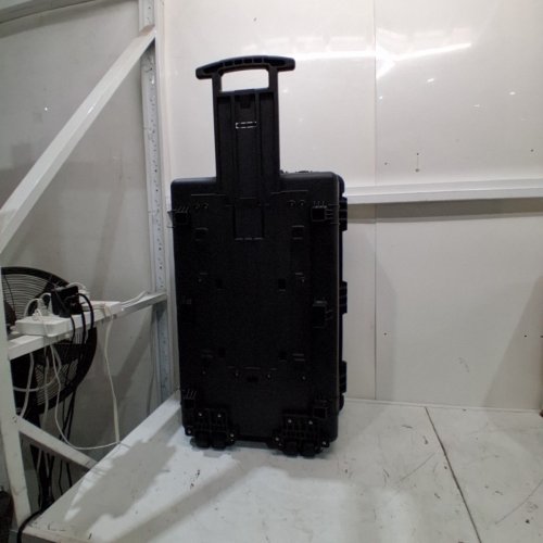 PELICAN PROTECTIVE ROLLING EQUIPMENT CASE WITH FOAM - 31.5" X 20.4" X 12.4" - BLACK (MODEL: 1650) image 4