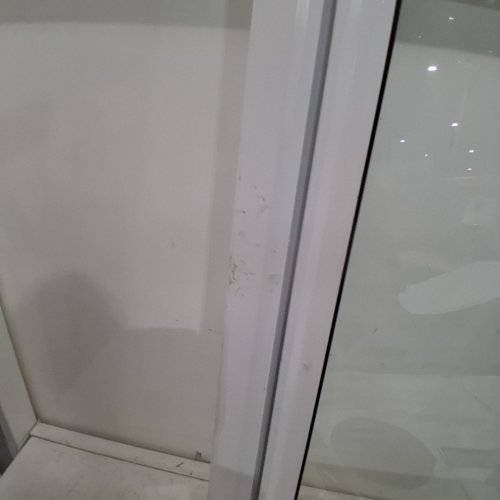 HAKUNA ADJUSTABLE PETS GLASS PATIO PET DOOR FOR SLIDING DOORS - 77.2” – 83.5” - WHITE (MODEL: 5077) image 3