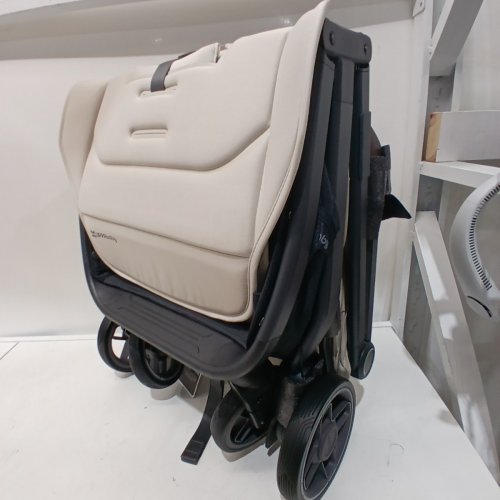 UPPABABY MINU V3 LIGHTWEIGHT FOLDABLE STROLLER - GREYSON (MODEL: ‎0803-MIN-NA-GRY) image 3