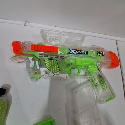 ZURU XSHOT HYPER GEL GLOW NIGHT STRIKE BLASTER - GREEN image 2
