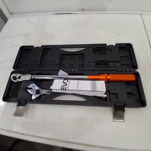 ADJUSTABLE CLICK TORQUE WRENCH DUAL-DIRECTION AND DUAL RANGE SCALES WITH DAPTER INTERCHANGEABLE JAW AND RATCHET HEAD - 1/2" DRIVE/ 20-160FT/LBS - ORANGE/SILVER (MODEL: HGKN120035) image 2