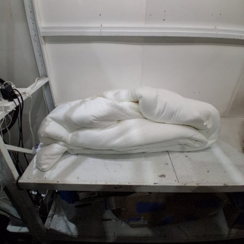 MELLOW MARSHMELLOW COMFORTER - 90" X 106" KING - WHITE image 3