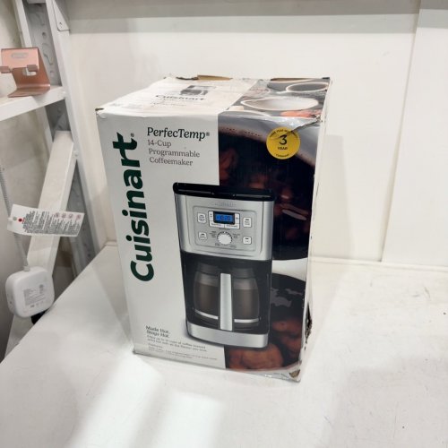 CUISINART PERFECTEMP PROGRAMMABLE COFFEE MAKER WITH DIGITAL DISPLAY - 14 CUP GLASS CARAFE - STAINLESS STEEL - (MODEL: DCC-3200C) image 4