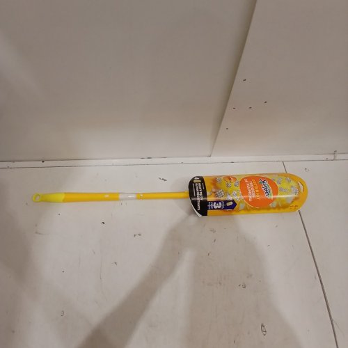SWIFFER DUSTERS HEAVY DUTY 3FT EXTENDABLE HANDLE STARTER KIT FOR MULTI SURFACE CLEANING (COMES WITH 4 DUSTERS) image 2