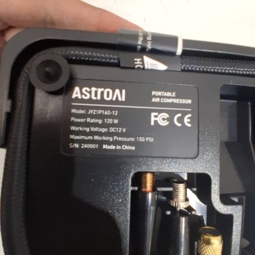 ASTROAI PORTABLE AIR COMPRESSOR - 12V/150PSI - BLACK/YELLOW (MODEL: JY21P160-12) image 3