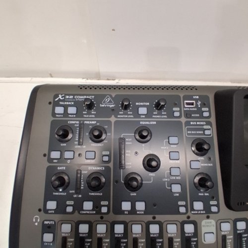 BEHRINGER X32 COMPACT 40-CHANNEL DIGITAL MIXER, 17 FULLY AUTOMATED MOTORIZED 100 MM FADERS - BLACK (MODEL: X32 COMPACT) image 11