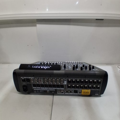 BEHRINGER X32 COMPACT 40-CHANNEL DIGITAL MIXER, 17 FULLY AUTOMATED MOTORIZED 100 MM FADERS - BLACK (MODEL: X32 COMPACT) image 15