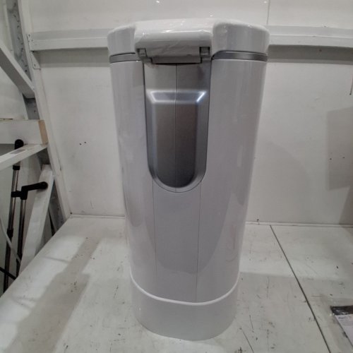 MUNCHKIN STEP DIAPER PAIL POWERED BY ARM & HAMMER - WHITE - (MODEL: 15901) image 5