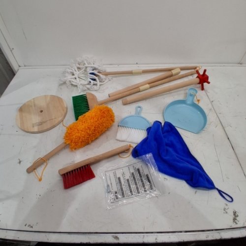 8PC MELISSA & DOUG WOODEN PLAY CLEANING SET - MULTICOLOR (MODEL: WT11) image 2