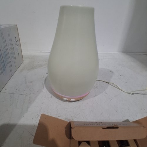 ELLIA BLOSSOM ULTRASONIC DIFFUSER WITH AMBIENT MOOD LIGHTING - WHITE (MODEL:ARM-510GYA-WWX) image 2