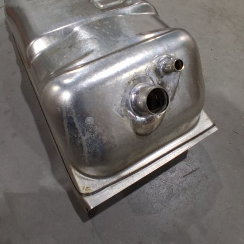 TRQ ZINC COATED FUEL TANK FOR SELECT CHEVROLET GMC VEHICLES - 16 GALLON (MODEL: FTA07639) image 4