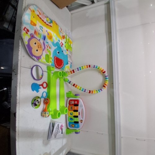FISHER-PRICE DELUXE KICK & PLAY PIANO GYM AND MARACAS - GREEN - (MODEL: HWD40) image 3