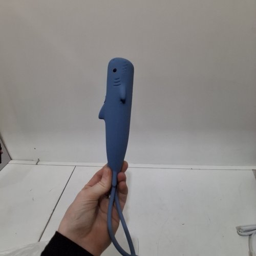 KIDS SILICONE SHARK FLASHLIGHT, 12HR BATTERY - BLUE image 3