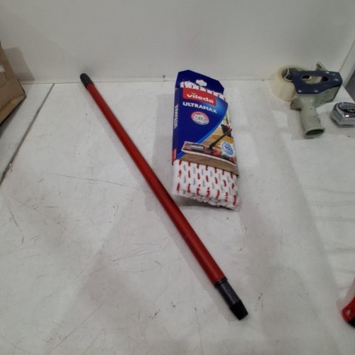 VILEDA ULTRAMAX FLAT MOP - RED/BLACK image 2