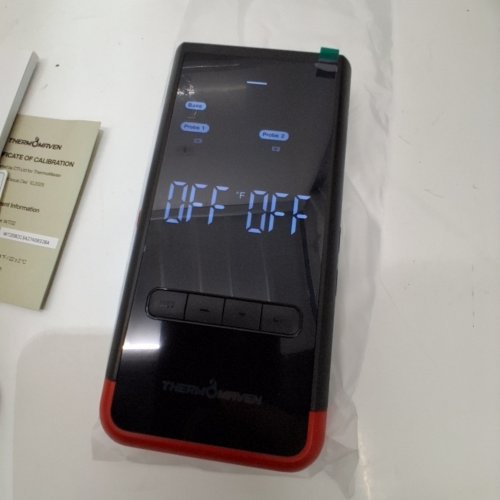 THERMOMAVEN P2 WIRELESS SMART FOOD THERMOMETER WITH 2 PROBES AND BLUETOOTH APP - BLACK/RED (MODEL: WT02) image 2