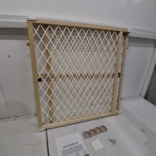 TODDLEROO BY NORTH STATES DIAMOND MESH GATE - 26.5" - 42" X 23" - WOOD (MODEL: 4600) image 3
