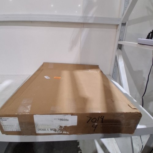 FRIGIDAIRE/ELECTROLUX OUTER DOOR PANEL - WHITE (MODEL: 134550500) image 4