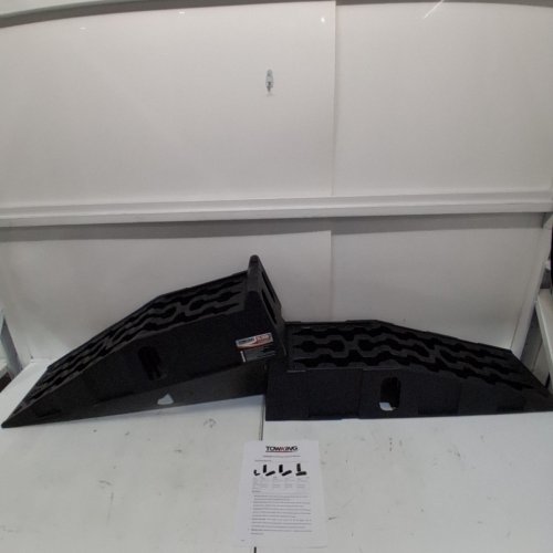 2PK TOWKING HEAVY DUTY CAR RAMPS FOR OIL CHANGES AND LIFT - 35.6" X 12" X 7" - 6500LB MAX PER RAMP - BLACK (MODEL: CR992002) image 2