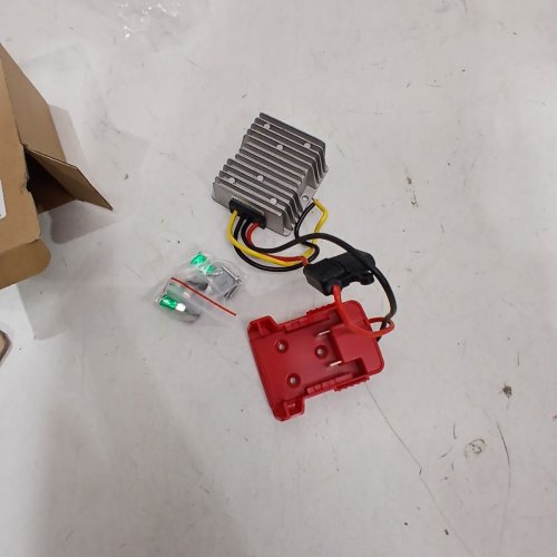 ADAPTER 18 V TO 12 V STEP DOWN CONVERTER COMPATIBLE WITH MILWAUKEE BATTERY image 2