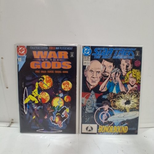 4 ASSTD INNOVATION, AND DC COMIC BOOKS - LOST IN SPACE #4, STAR TREK THE NEXT GENERATION #29, WAR OF THE GODS #3, #4 - VARIOUS AUTHORS image 3