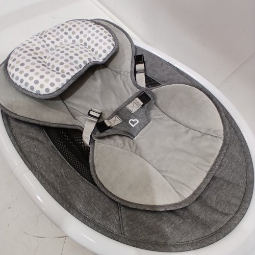 MUNCHKIN LIGHTWEIGHT SMART BLUETOOTH BABY SWING WITH NATURAL SWAY IN 5-SPEED & REMOTE - WHITE/GREY - (MODEL: MKCA0788 / 34499001) image 4