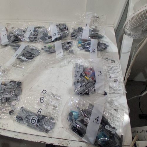 1555PC LEGO IMPERIAL STAR DESTROYER STAR WARS - (MODEL:75394) image 3