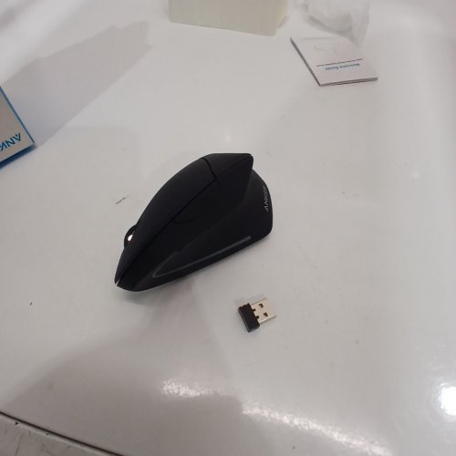 ANKER 2.4G WIRELESS VERTICAL ERGONOMIC OPTICAL MOUSE - BLACK (MODEL: A7852M) image 3