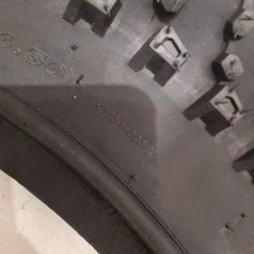 FAT TIRE ALL SEASON BICYCLE TIRE COMPATIABLE WITH FAT BIKES, E-BIKES, MOUNTAIN BIKES, OFF-ROAD BIKES AND TRICYCLES - 26" X 4.5" - BLACK (MODEL: K1151-002) image 2