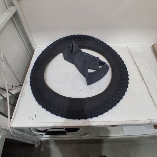 FAT TIRE ALL SEASON BICYCLE TIRE COMPATIABLE WITH FAT BIKES, E-BIKES, MOUNTAIN BIKES, OFF-ROAD BIKES AND TRICYCLES - 26" X 4.5" - BLACK (MODEL: K1151-002) image 3