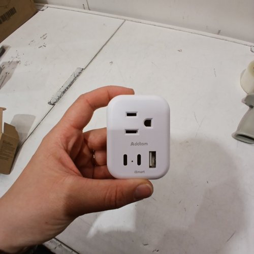 ADDTAM USB TRAVEL ADAPTER - WHITE (MODEL: AD3UT) image 4